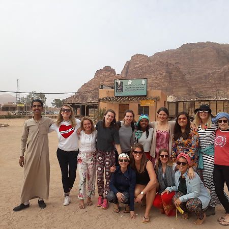 Wadi Rum Light Camp ภายนอก รูปภาพ