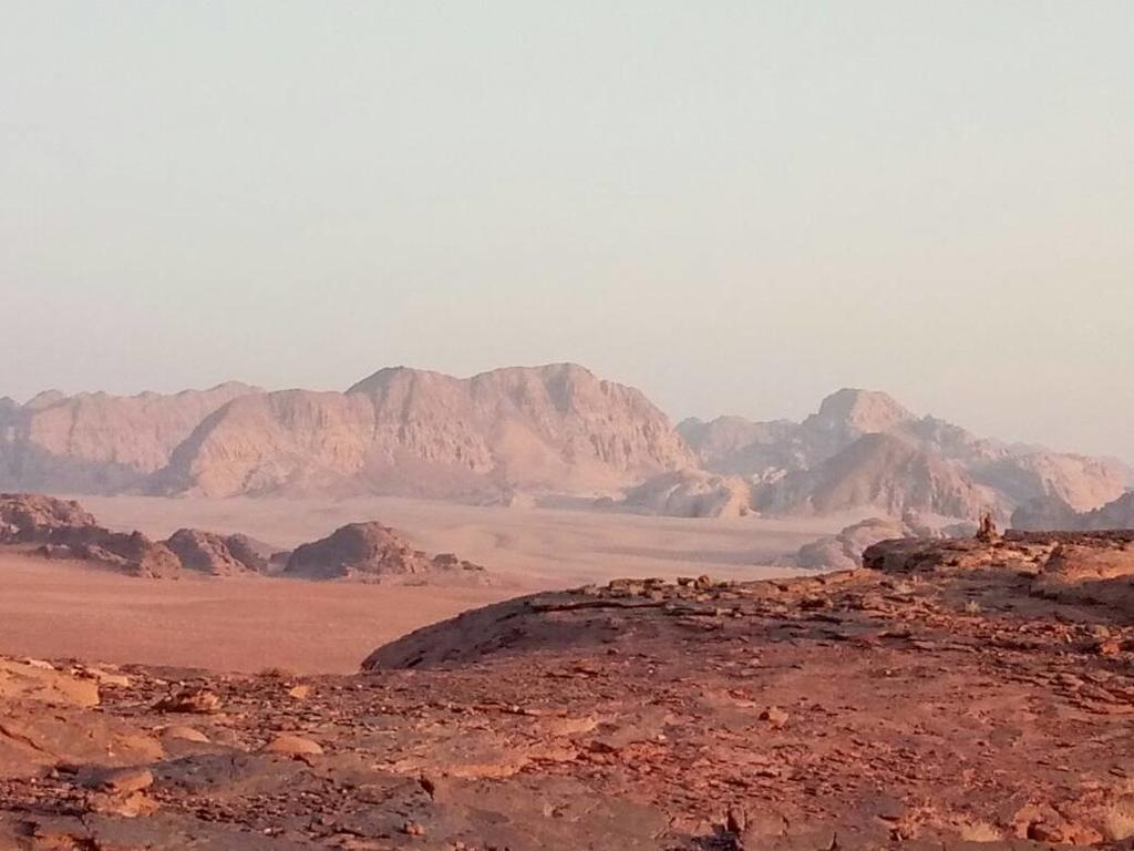 Wadi Rum Light Camp ภายนอก รูปภาพ