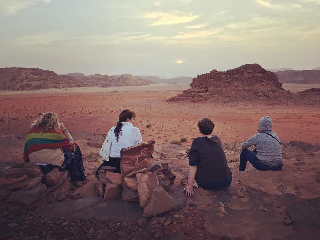 Wadi Rum Light Camp ภายนอก รูปภาพ