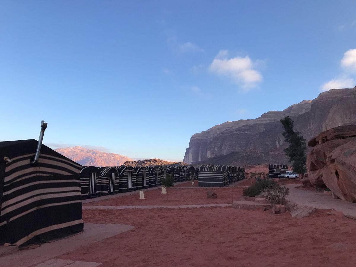 Wadi Rum Light Camp ภายนอก รูปภาพ