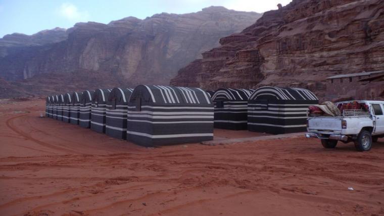 Wadi Rum Light Camp ภายนอก รูปภาพ